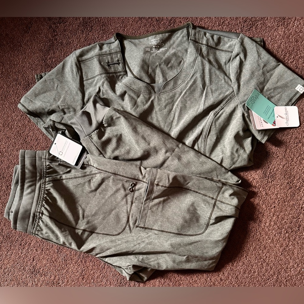Cherokee Infinity Color: Green/Olive Green